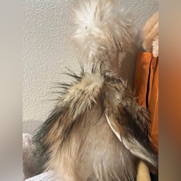 Plush Ostrich Toy with Fluffy White and Tan Feathers Douglas brand - with tags 🎩 - Picture 7 of 7